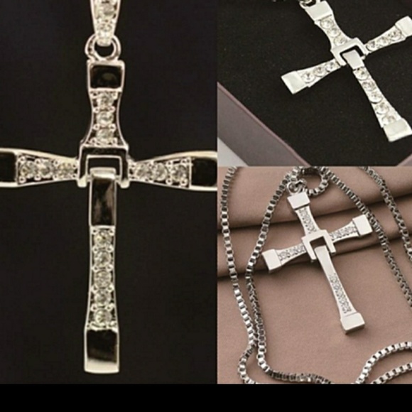 Mens Cross Necklace - Picture 6 of 7